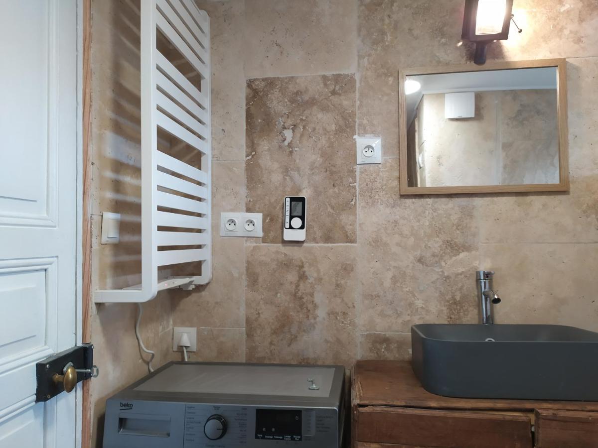 Petit Saint Hubert 1 A 4 Personnes Bed & Breakfast Velles  ภายนอก รูปภาพ