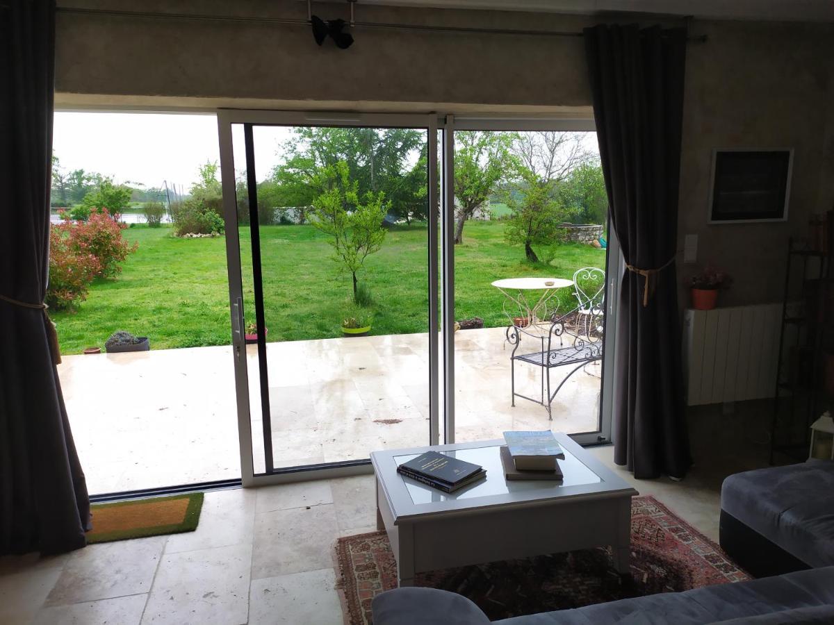 Petit Saint Hubert 1 A 4 Personnes Bed & Breakfast Velles  ภายนอก รูปภาพ