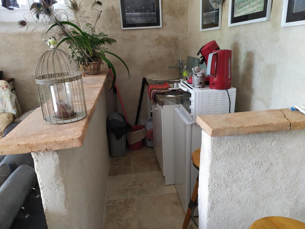 Petit Saint Hubert 1 A 4 Personnes Bed & Breakfast Velles  ภายนอก รูปภาพ